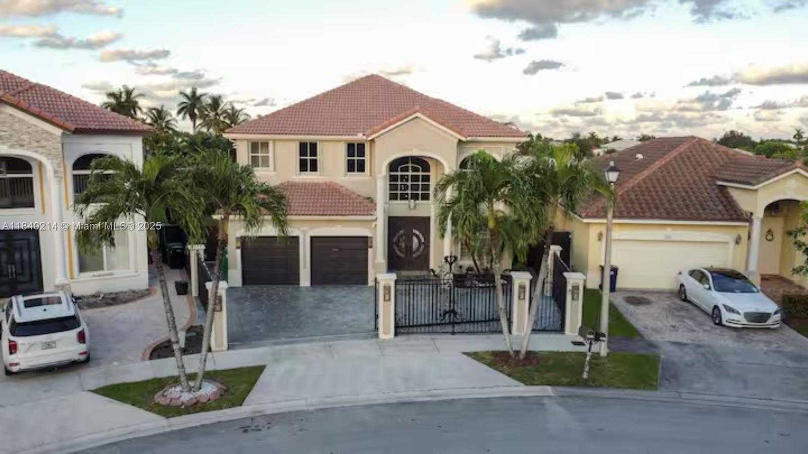 Small Image of 7831 SOUTH WEST 164TH AVE #1, Miami Number 2