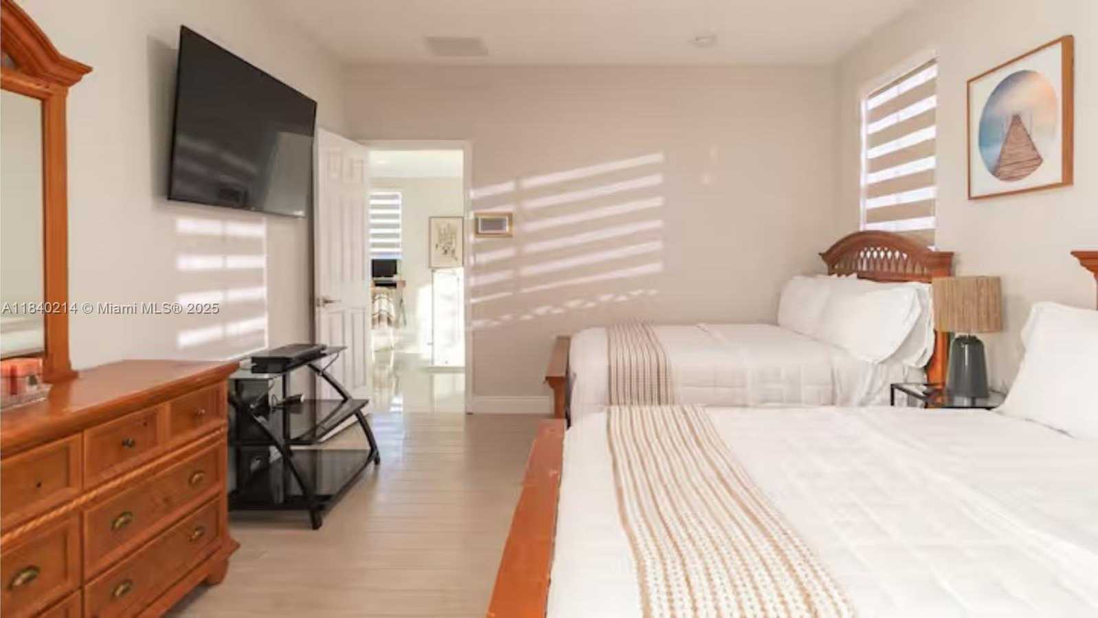 Small Image of 7831 SOUTH WEST 164TH AVE #1, Miami Number 31