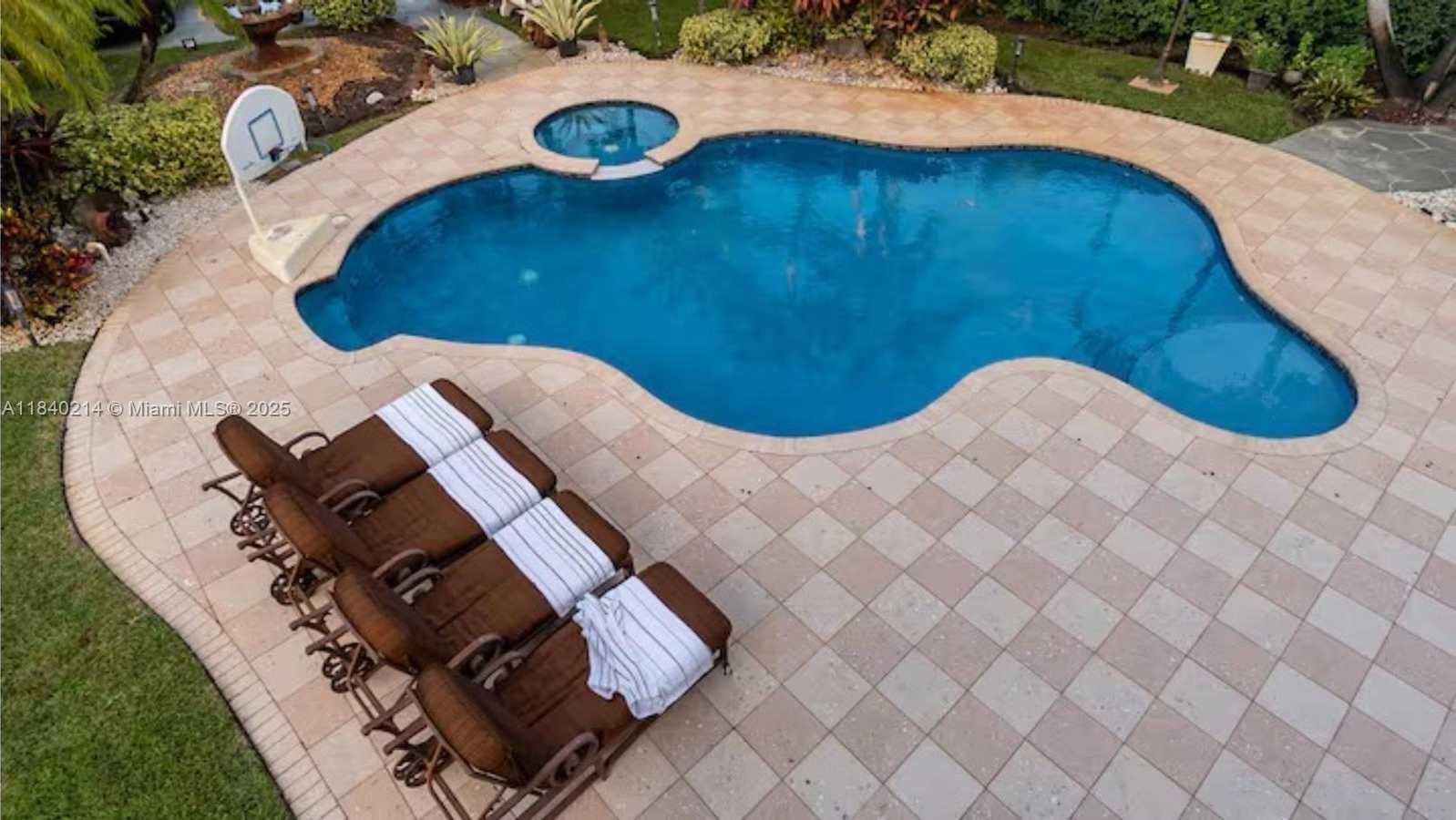 Small Image of 7831 SOUTH WEST 164TH AVE #1, Miami Number 6
