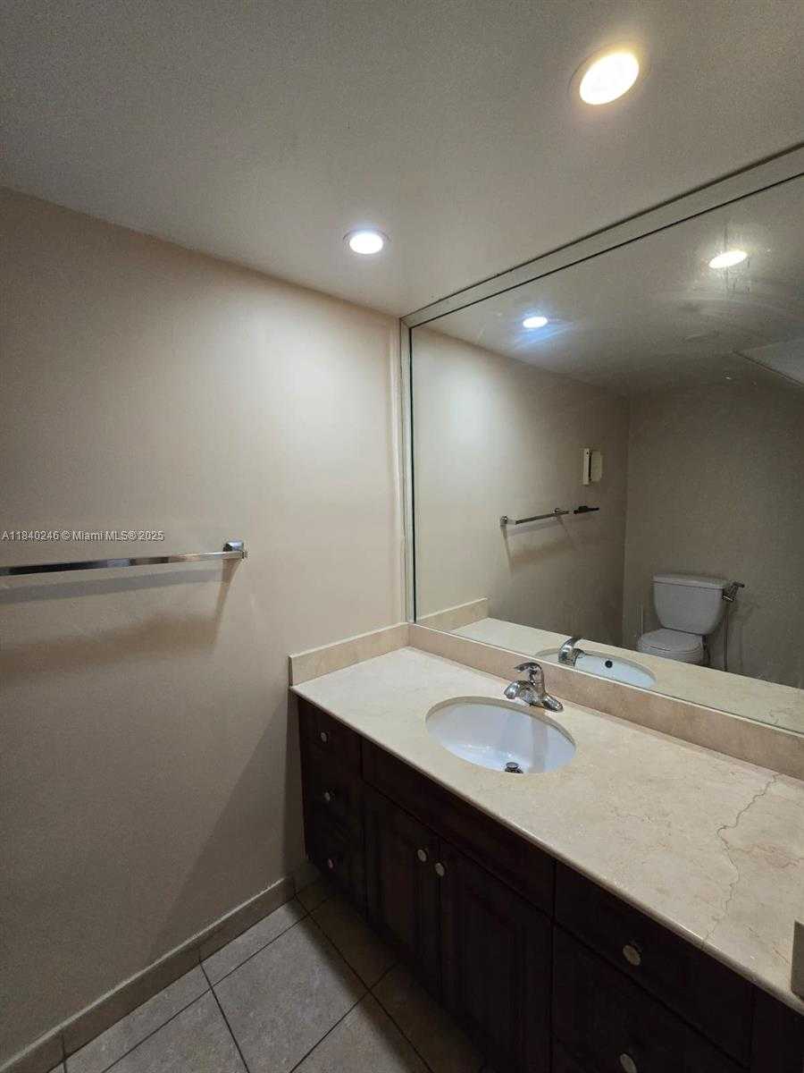 Small Image of 9351 FONTAINEBLEAU BLVD #B416, Miami Number 13