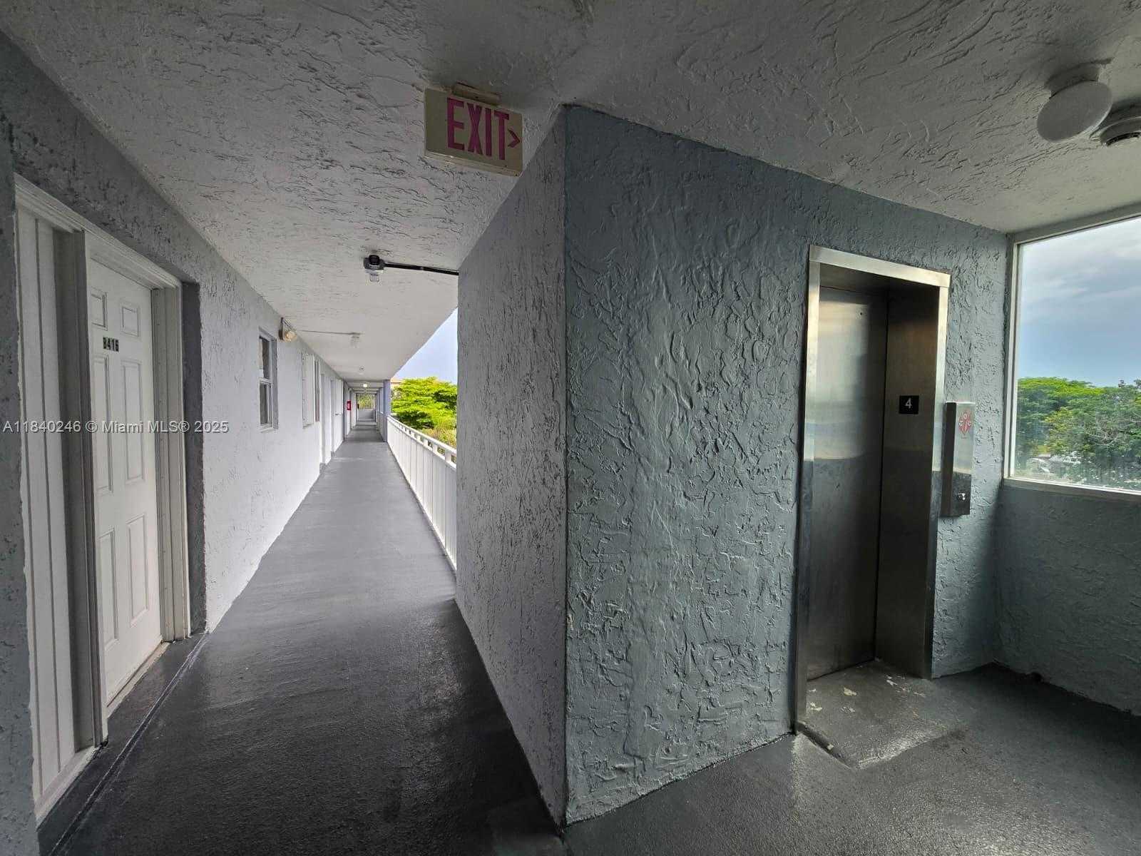 Small Image of 9351 FONTAINEBLEAU BLVD #B416, Miami Number 19