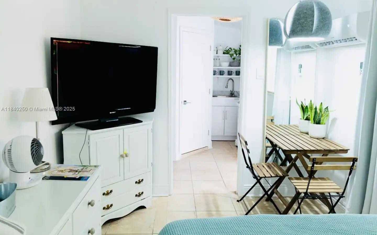 Small Image of 2221 SOUTH WEST 26TH LN #2, Miami Number 5