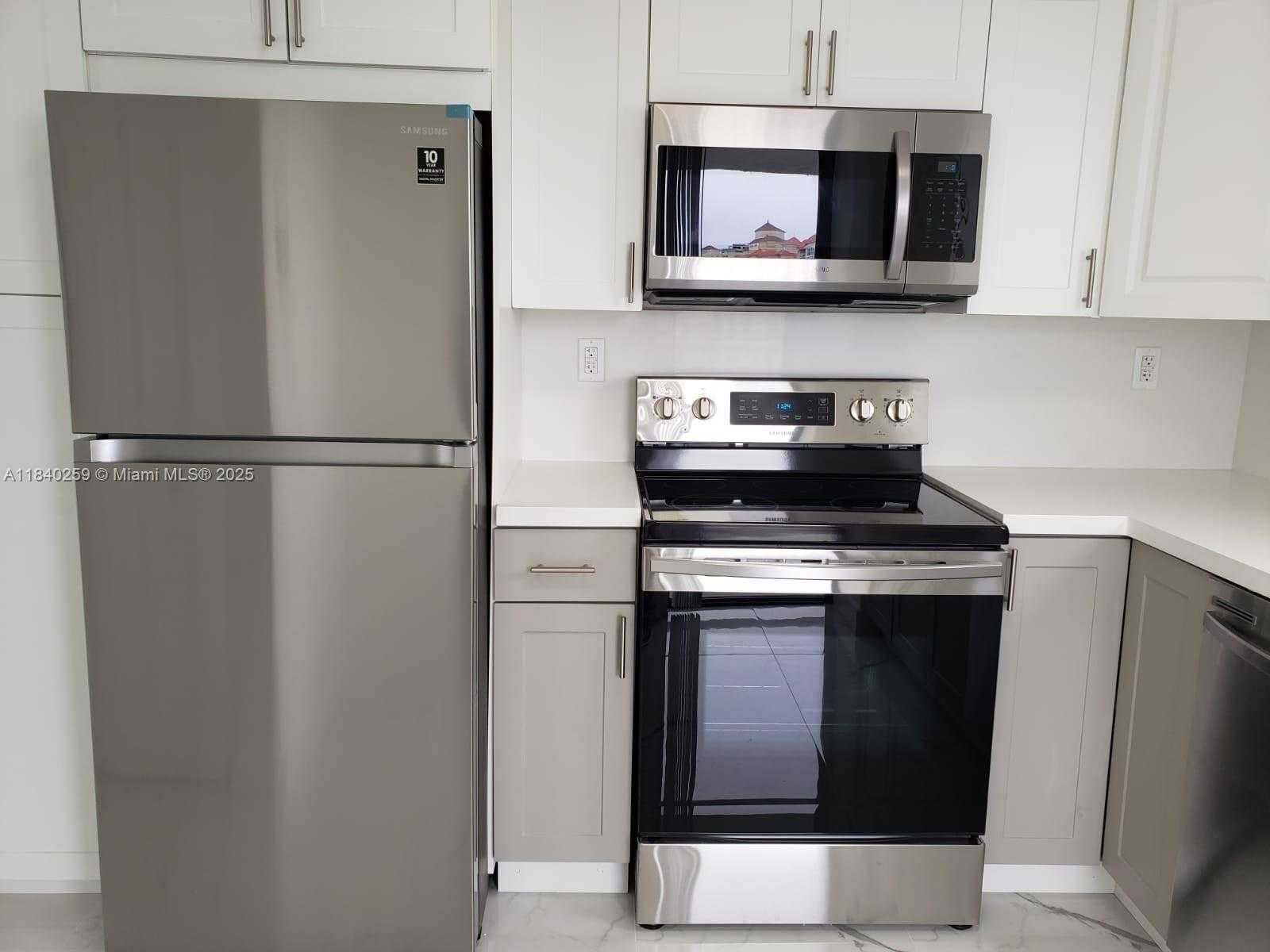Small Image of 3300 NORTH EAST 192ND ST #1801, Aventura Number 14