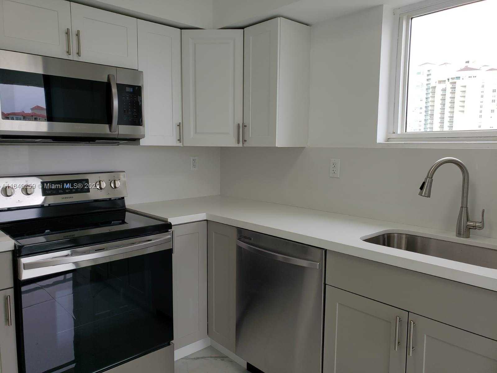 Small Image of 3300 NORTH EAST 192ND ST #1801, Aventura Number 17