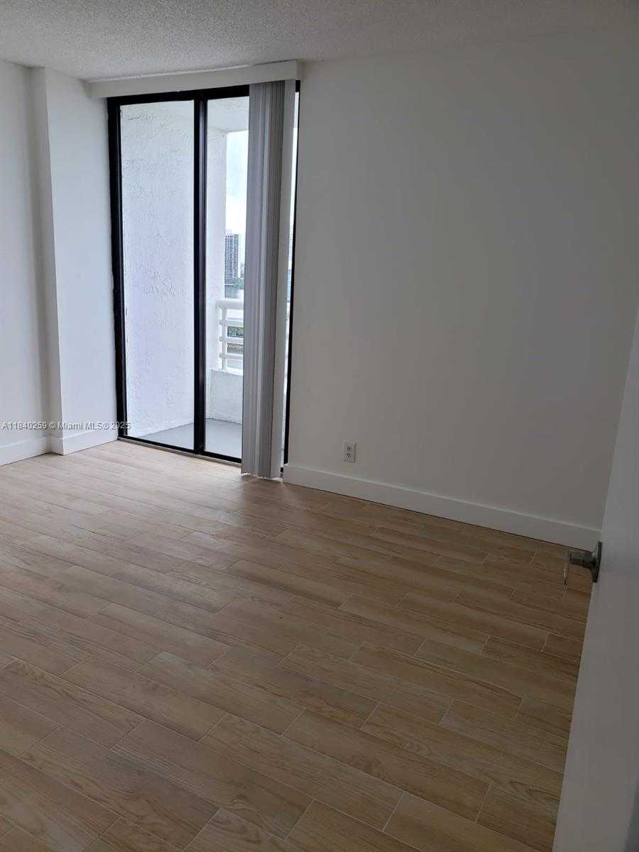 Small Image of 3300 NORTH EAST 192ND ST #1801, Aventura Number 29