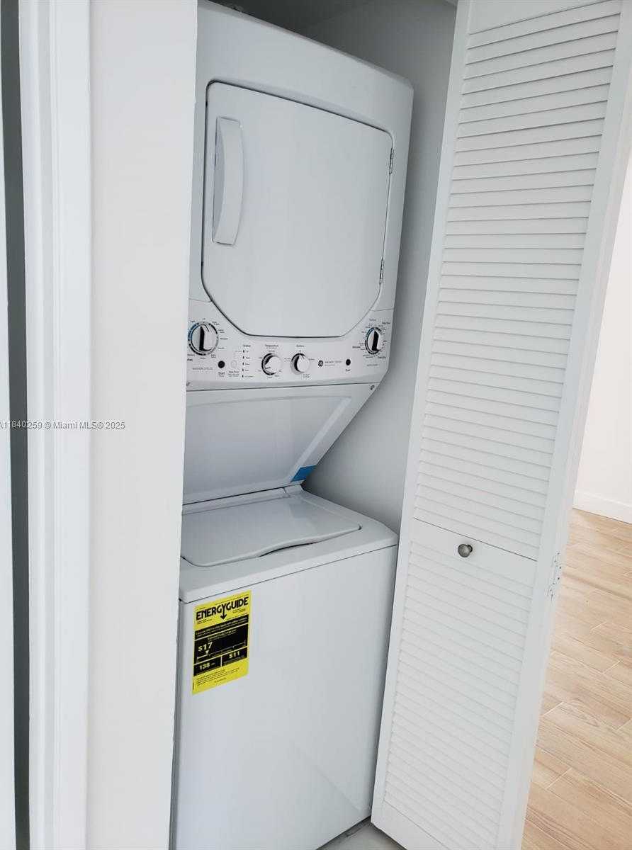 Small Image of 3300 NORTH EAST 192ND ST #1801, Aventura Number 32