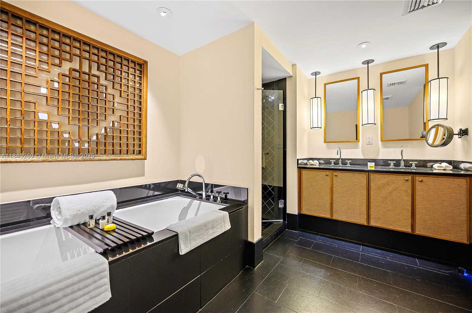 Small Image of 101 20TH ST #3504, Miami Beach Number 12
