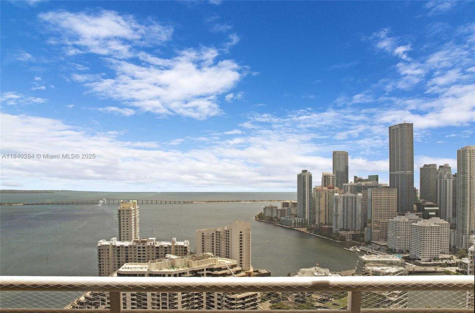 Small Image of 848 BRICKELL KEY DR #3905, Miami Number 42