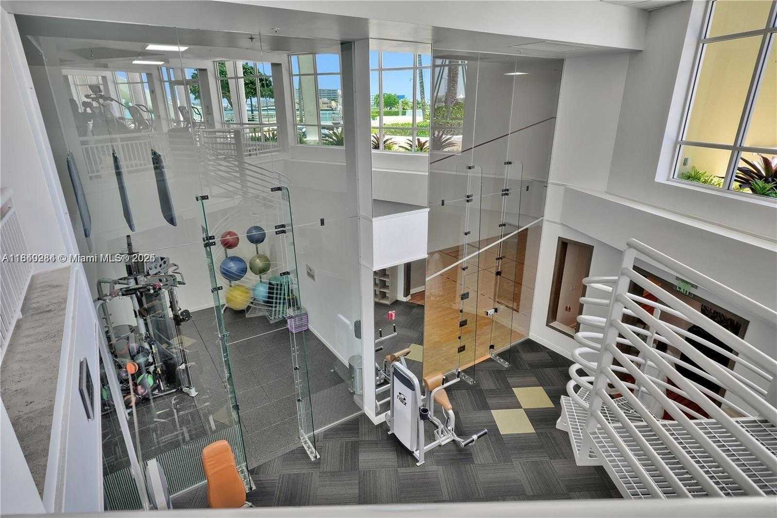 Small Image of 848 BRICKELL KEY DR #3905, Miami Number 48