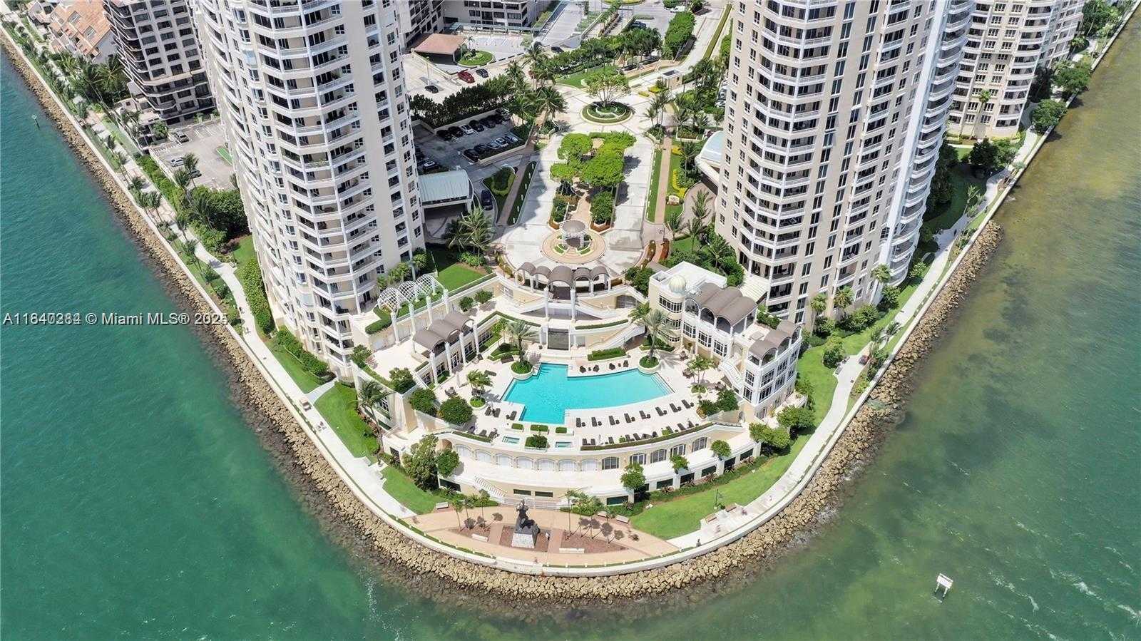 Small Image of 848 BRICKELL KEY DR #3905, Miami Number 55