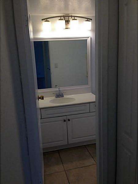 Small Image of 5221 GENEVA WAY #107, Doral Number 6