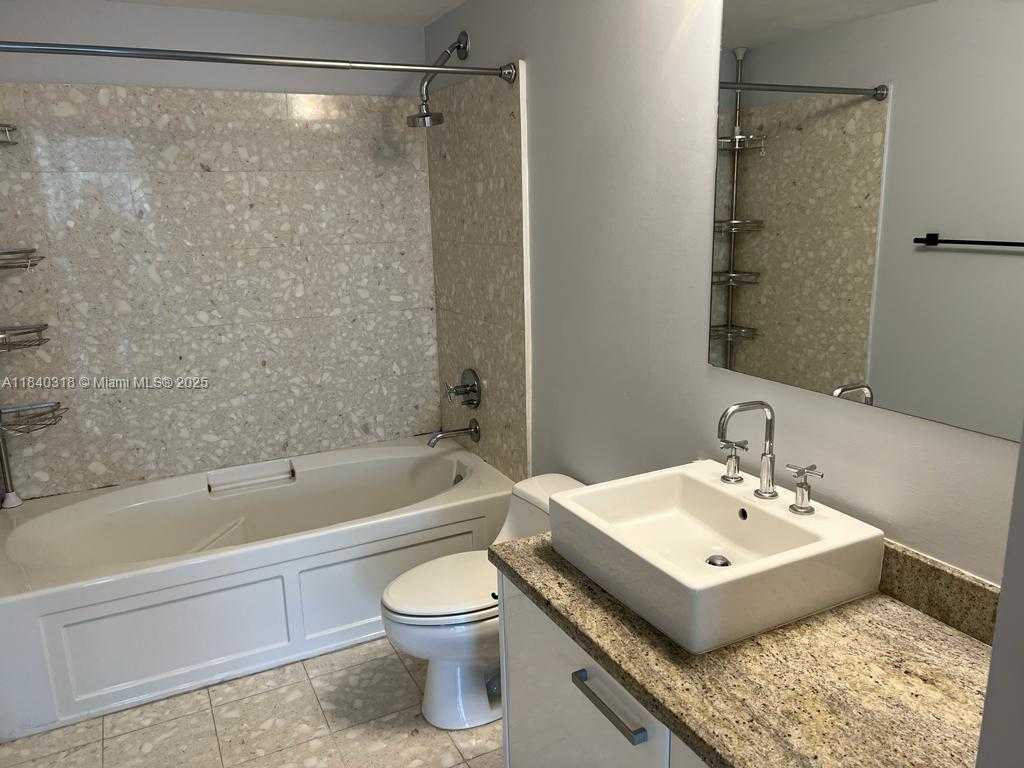 Small Image of 185 SOUTH WEST 7TH ST #1809, Miami Number 10