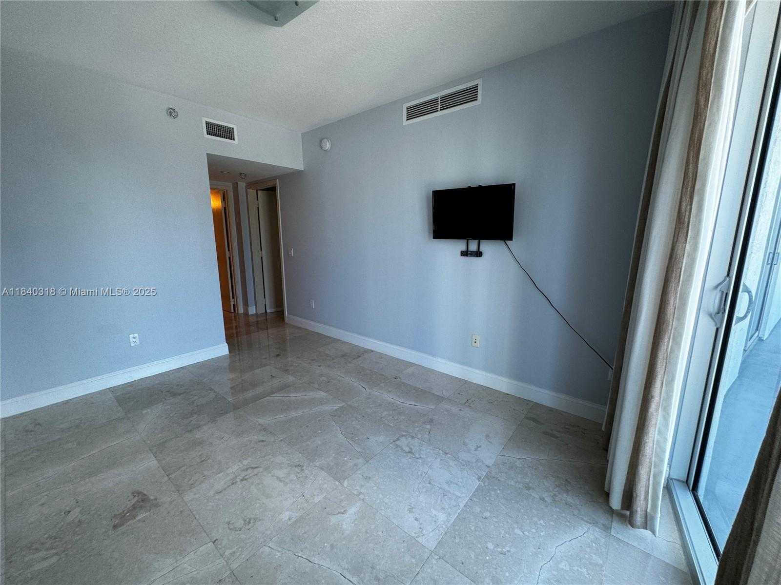 Small Image of 185 SOUTH WEST 7TH ST #1809, Miami Number 15