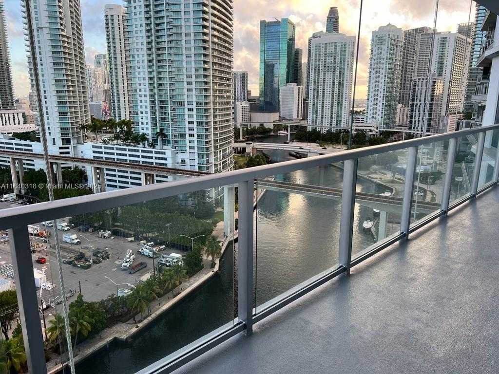 Small Image of 185 SOUTH WEST 7TH ST #1809, Miami Number 21