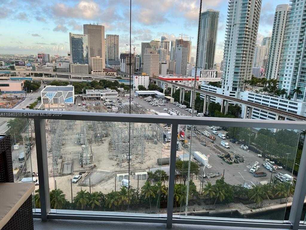 Small Image of 185 SOUTH WEST 7TH ST #1809, Miami Number 22