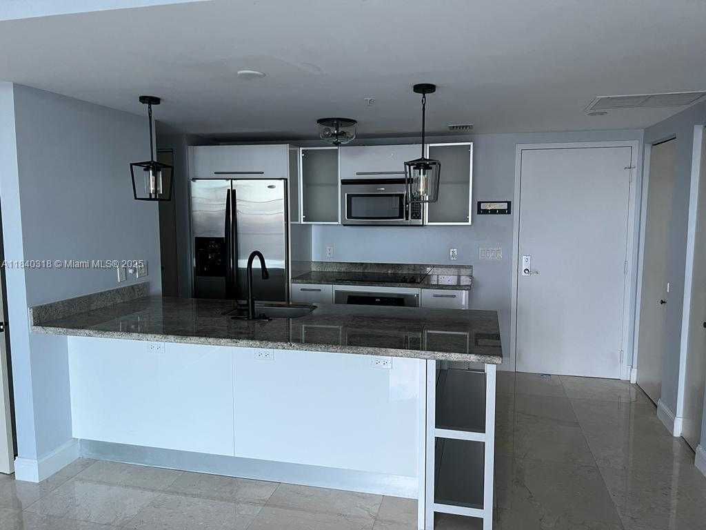Small Image of 185 SOUTH WEST 7TH ST #1809, Miami Number 4