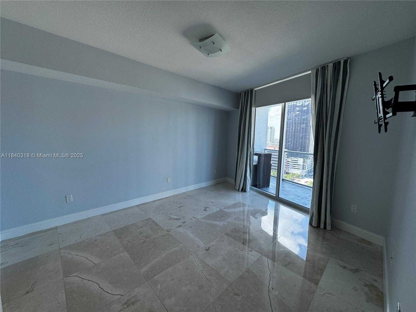 Small Image of 185 SOUTH WEST 7TH ST #1809, Miami Number 6