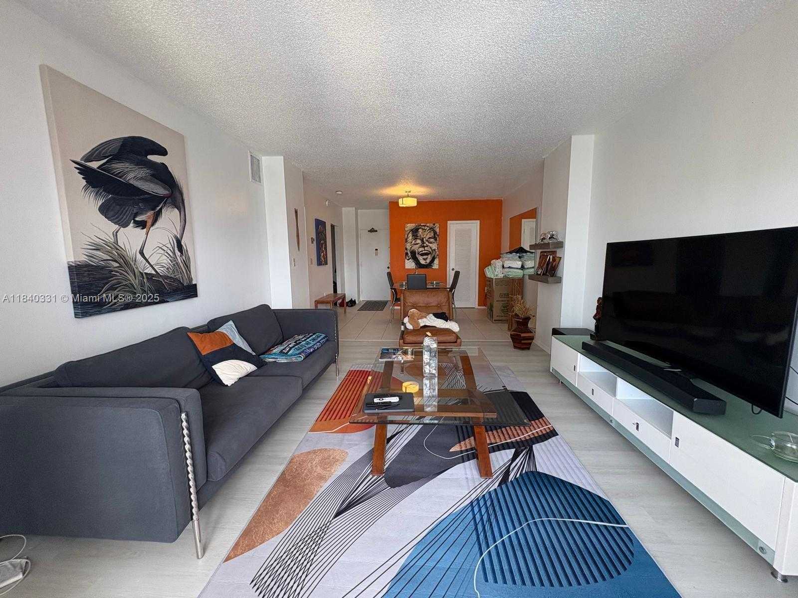 Small Image of 1965 SOUTH OCEAN DR #16B, Hallandale Beach Number 4