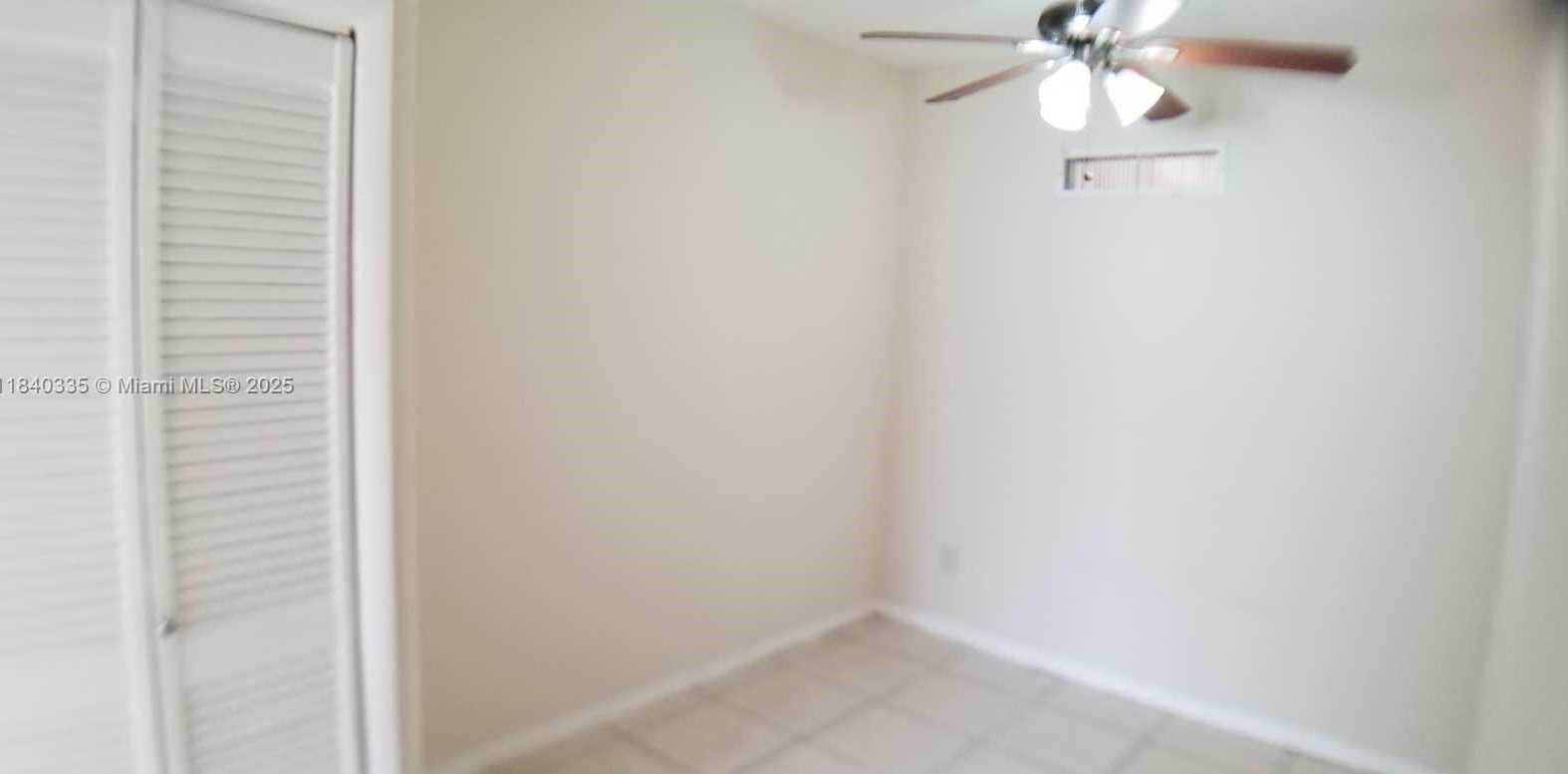 Small Image of 7625 HARDING AVE #14A, Miami Beach Number 13