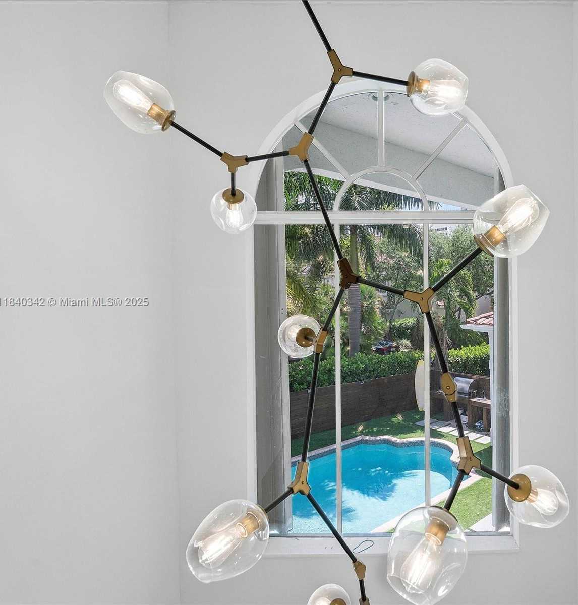 Small Image of 3981 194TH LN #3981, Sunny Isles Beach Number 31
