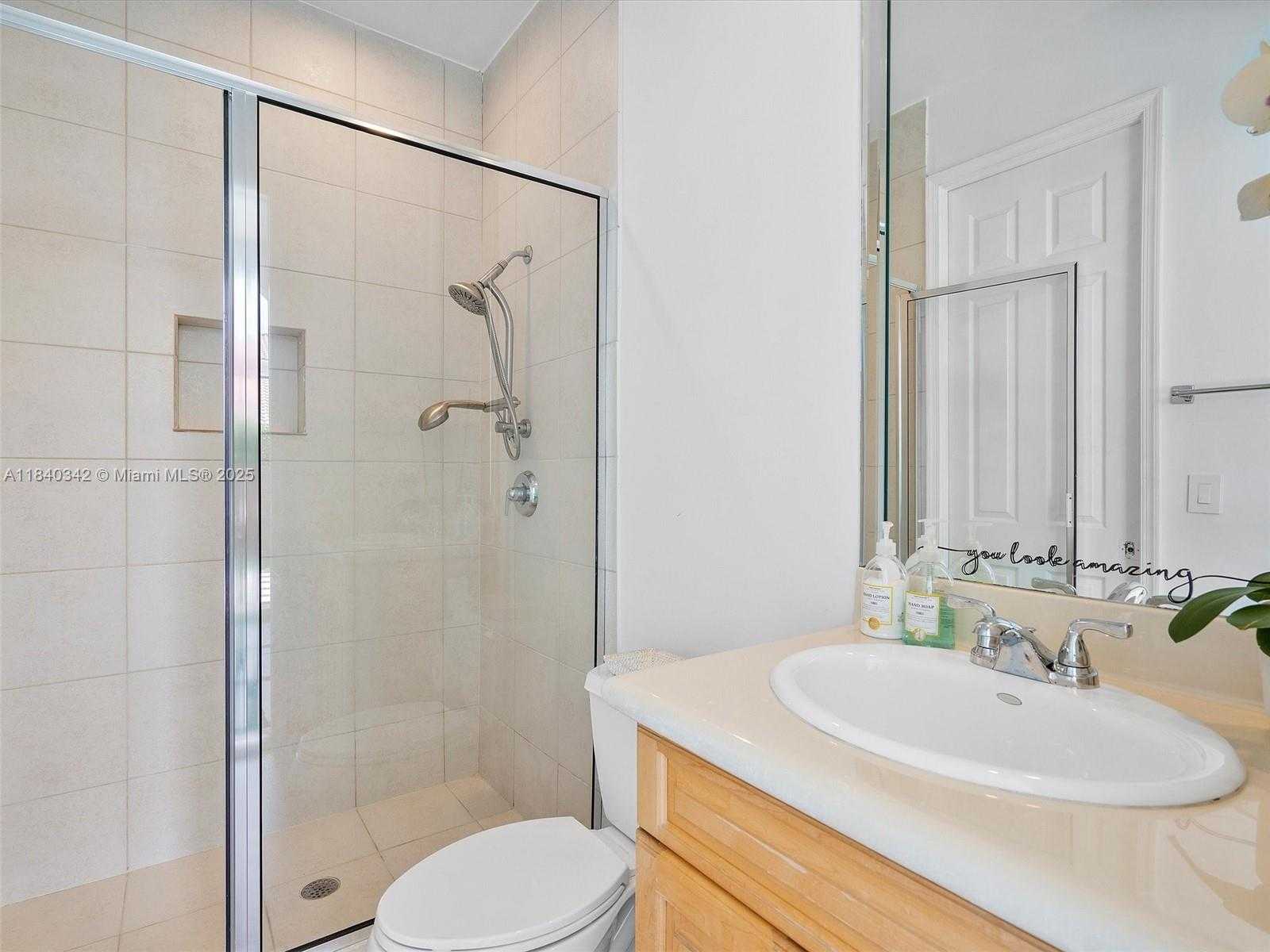 Small Image of 3981 194TH LN #3981, Sunny Isles Beach Number 39