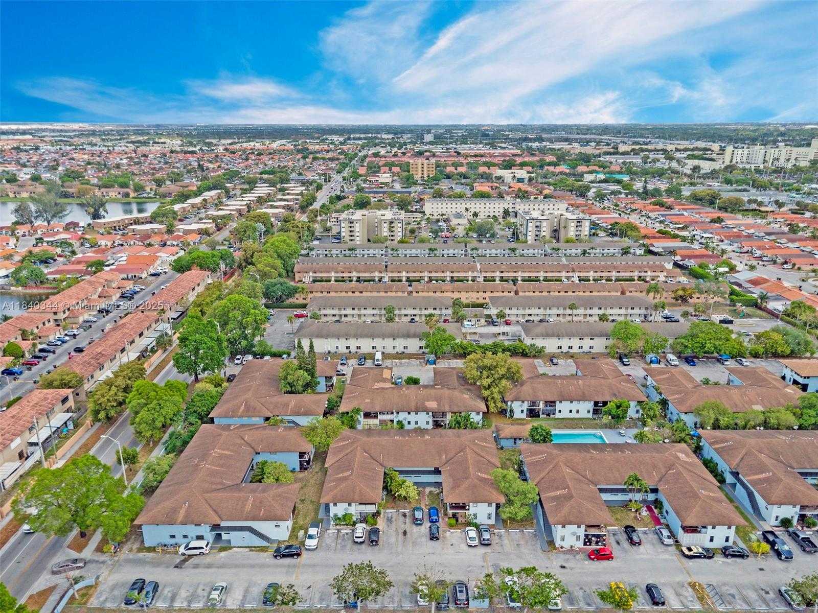 Small Image of 6215 WEST 24TH AVE #203-7, Hialeah Number 11