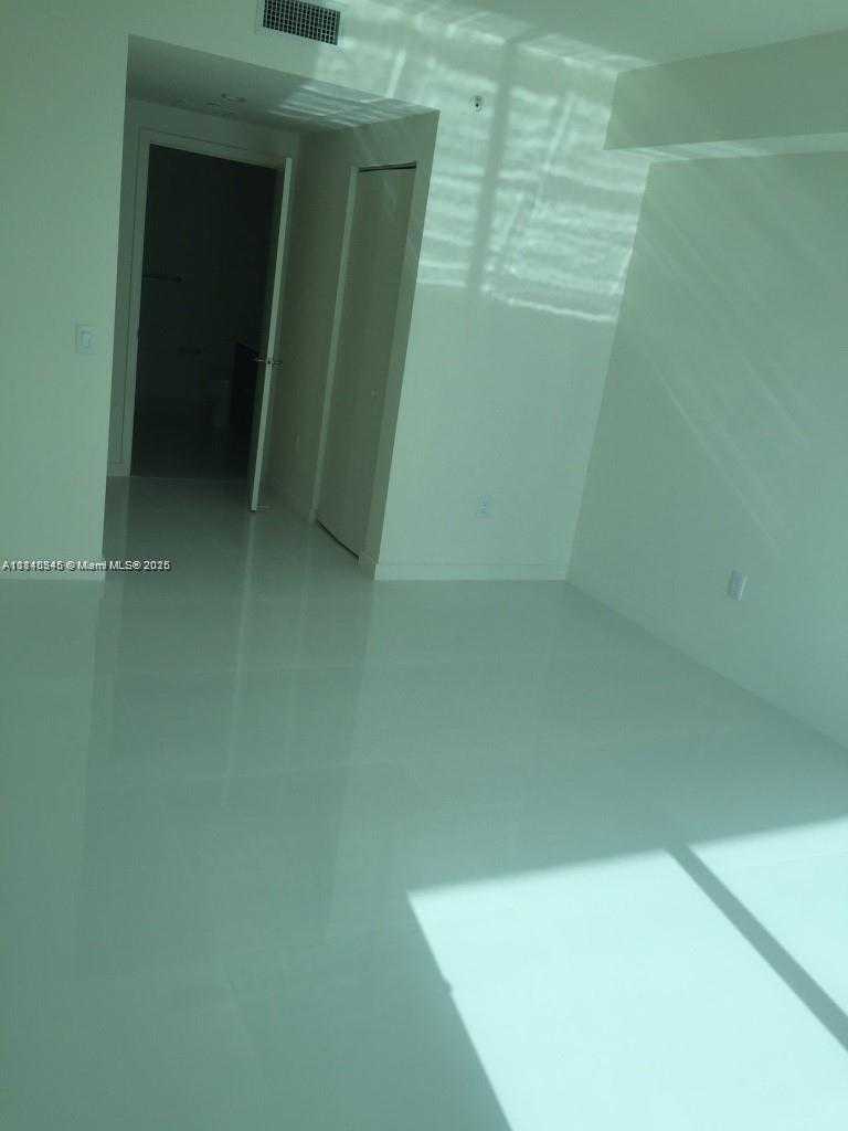 Small Image of 1100 SOUTH MIAMI AVE #3811, Miami Number 4