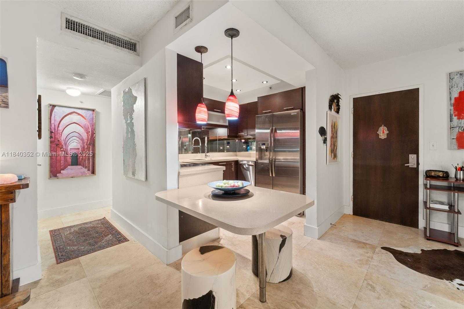 Small Image of 1500 BAY RD #1542S, Miami Beach Number 4