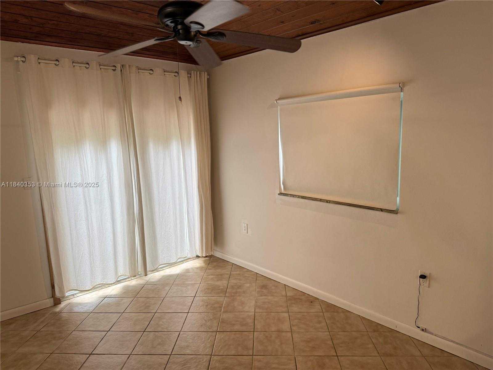 Small Image of 612 SOUTH WEST 11TH CT #612, Fort Lauderdale Number 6