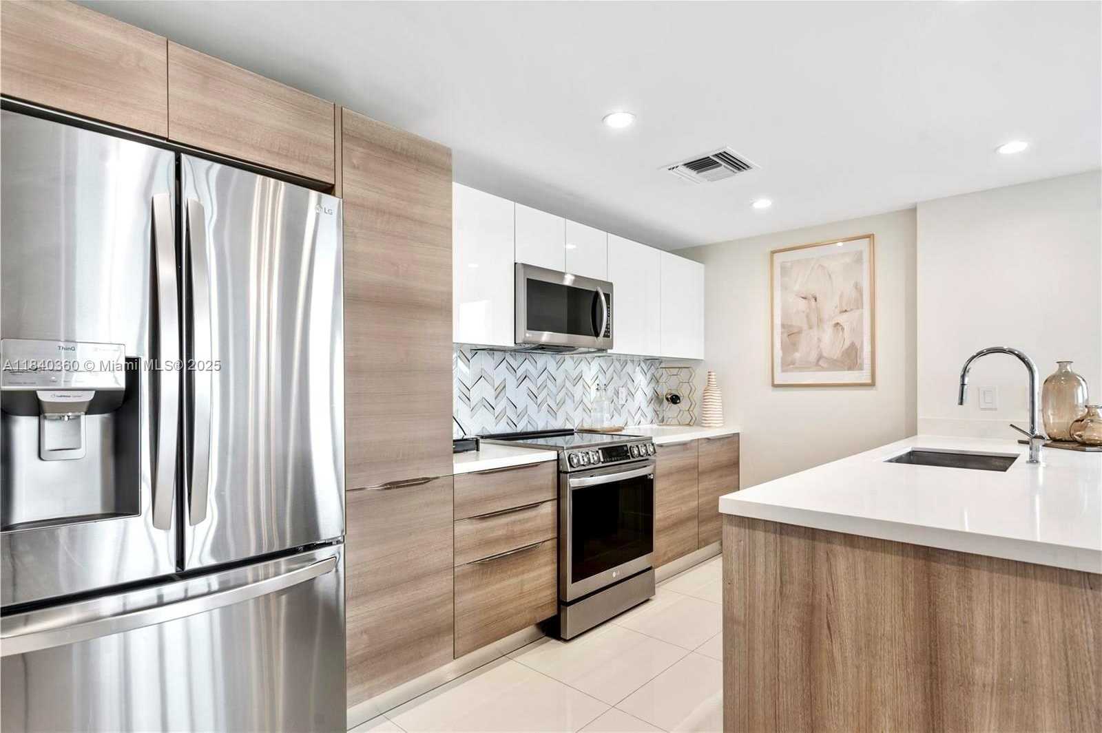 Small Image of 9940 WEST BAY HARBOR DR #5F-N, Bay Harbor Islands Number 10