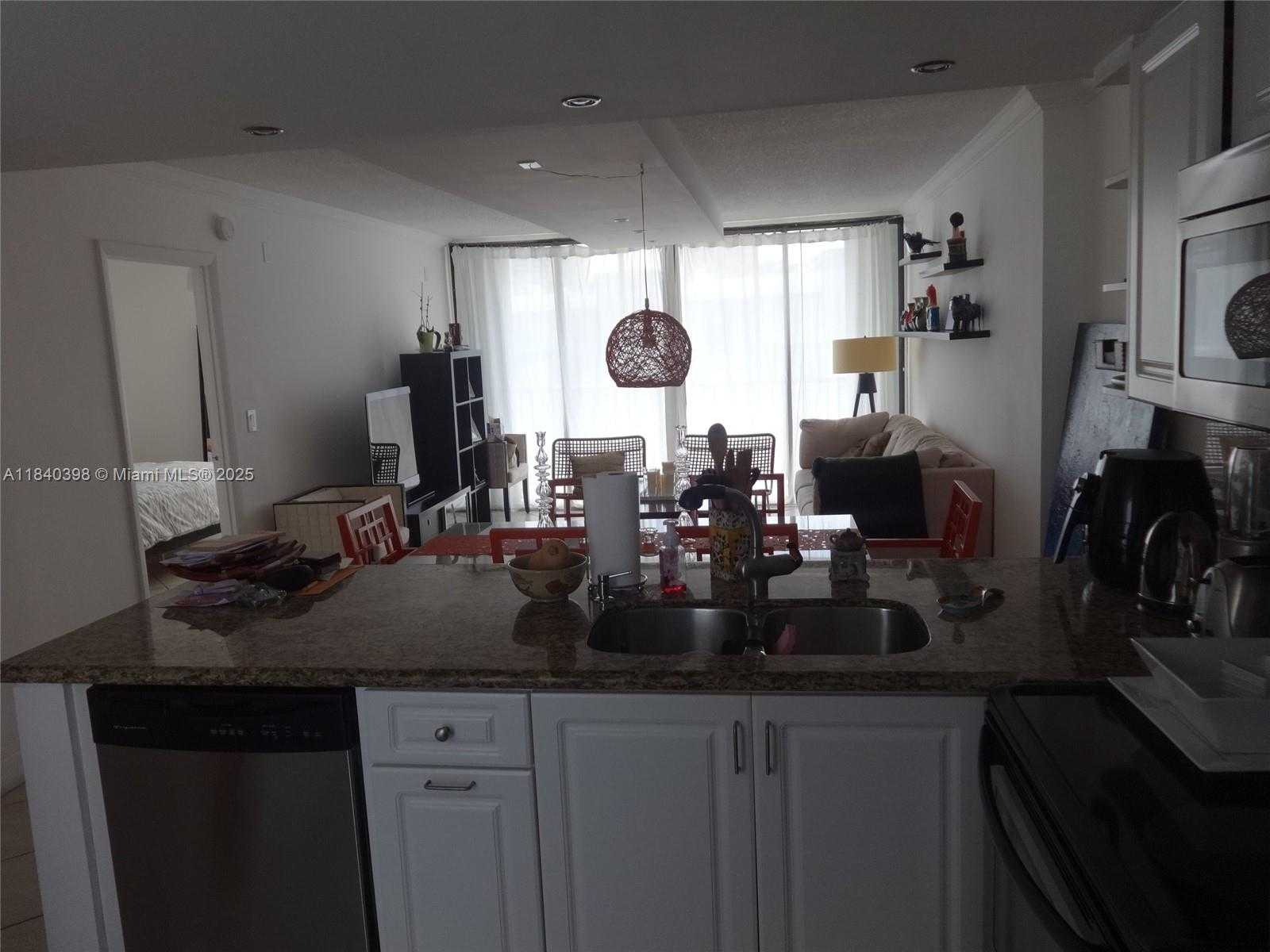 Small Image of 3475 NORTH COUNTRY CLUB DR #814, Aventura Number 8