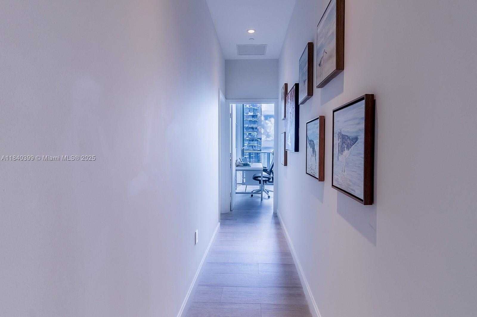 Small Image of 45 SOUTH WEST 9TH ST #4501, Miami Number 14