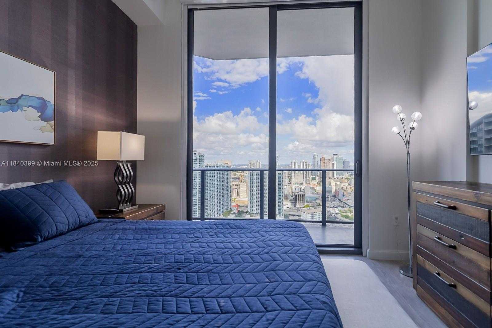 Small Image of 45 SOUTH WEST 9TH ST #4501, Miami Number 21