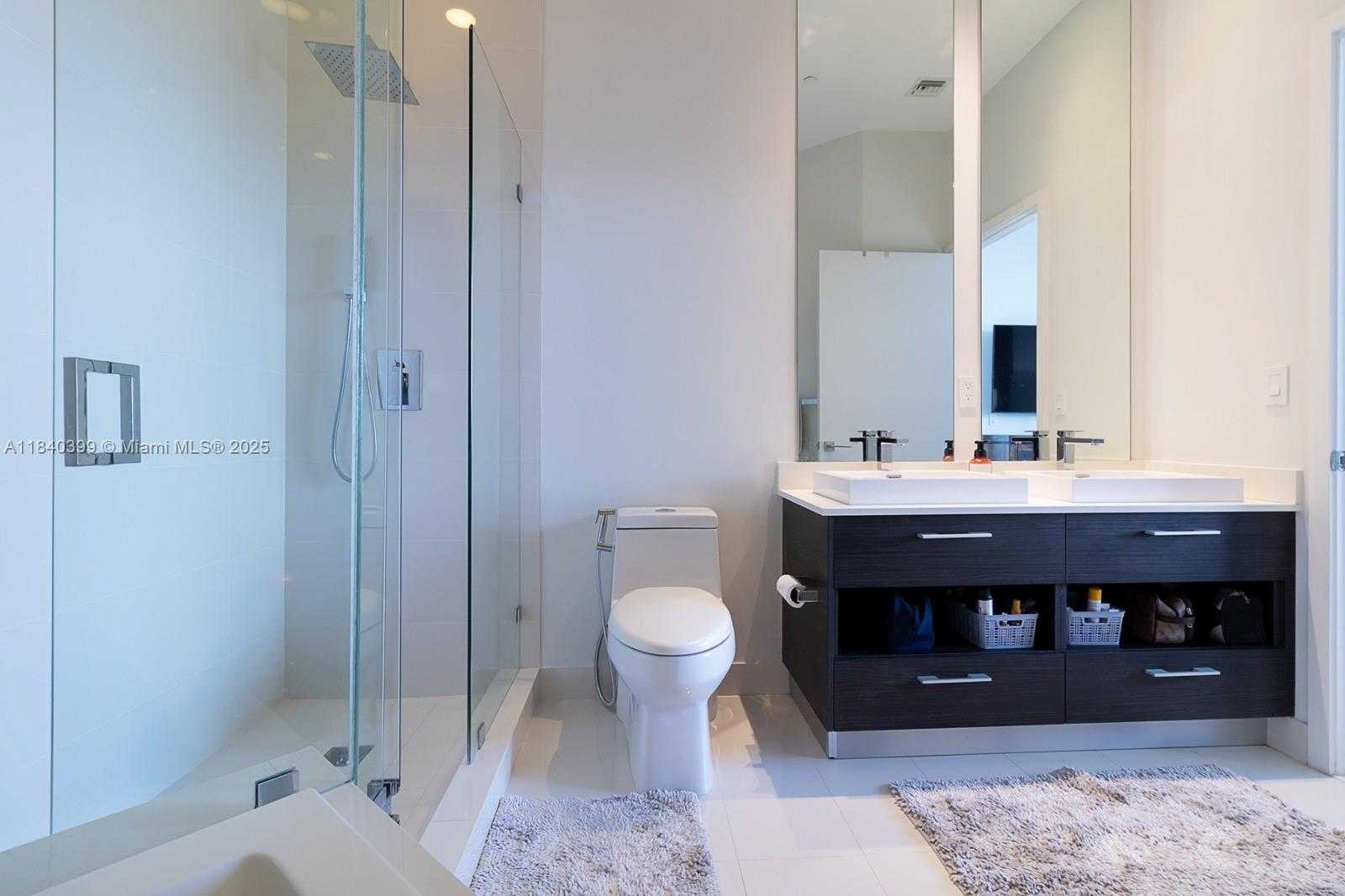Small Image of 45 SOUTH WEST 9TH ST #4501, Miami Number 23