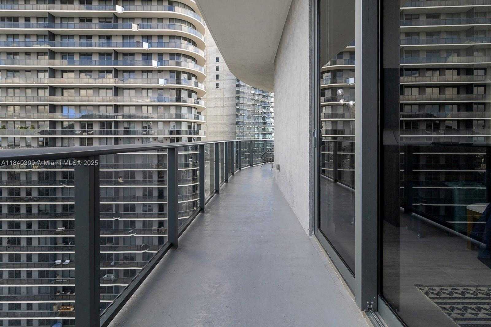 Small Image of 45 SOUTH WEST 9TH ST #4501, Miami Number 24