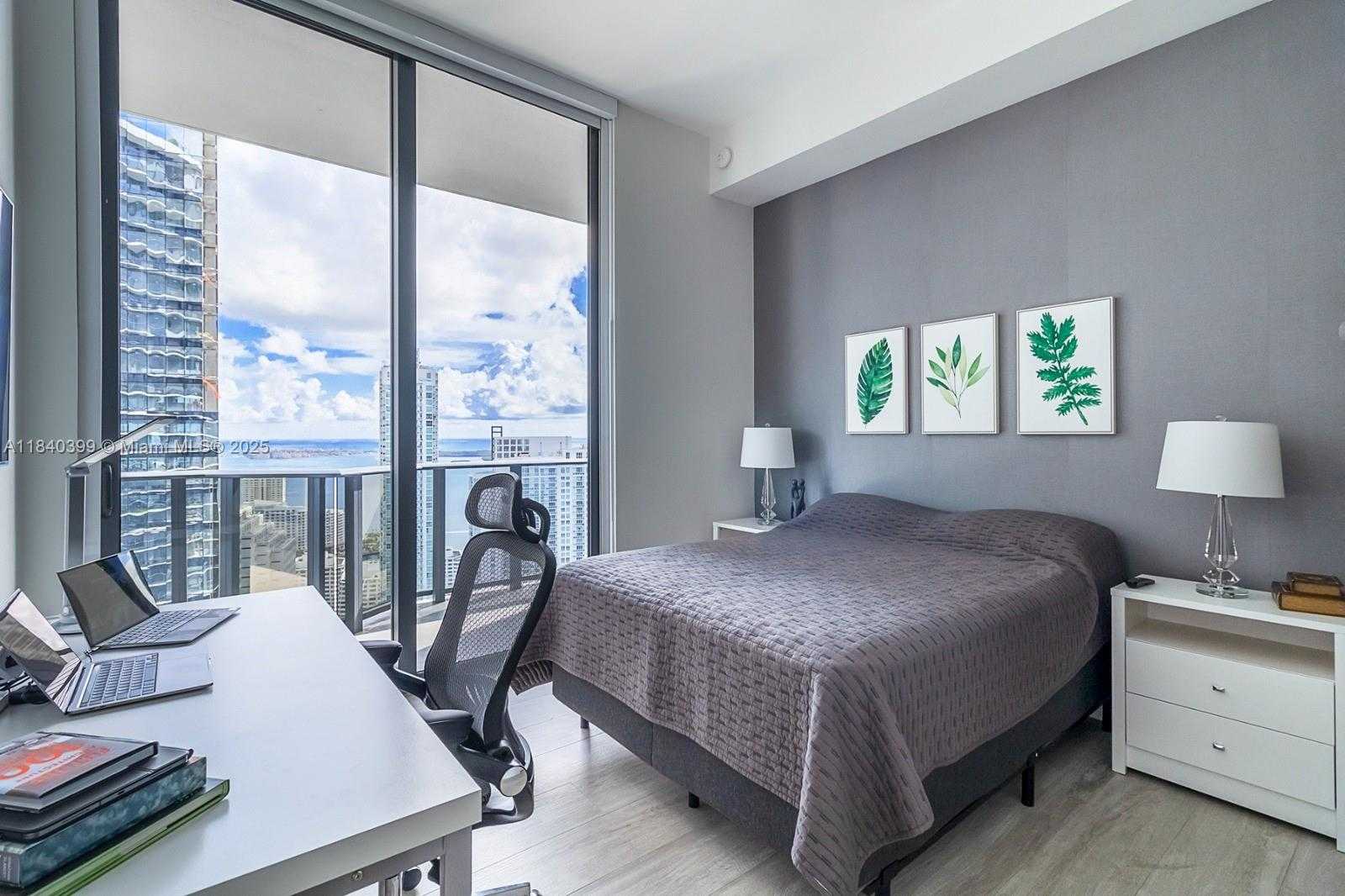 Small Image of 45 SOUTH WEST 9TH ST #4501, Miami Number 5