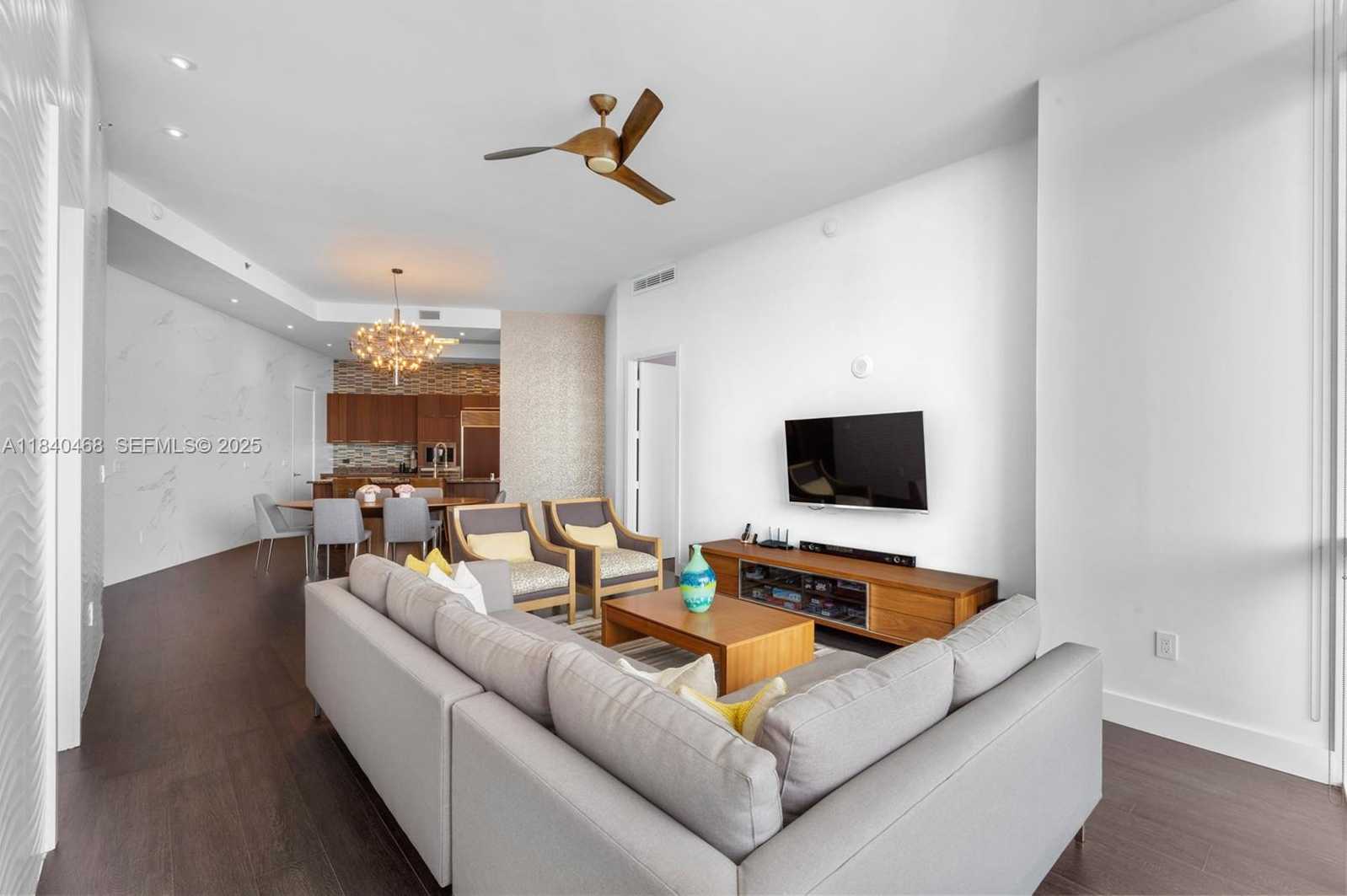 Imagen de Pequeño Objeto