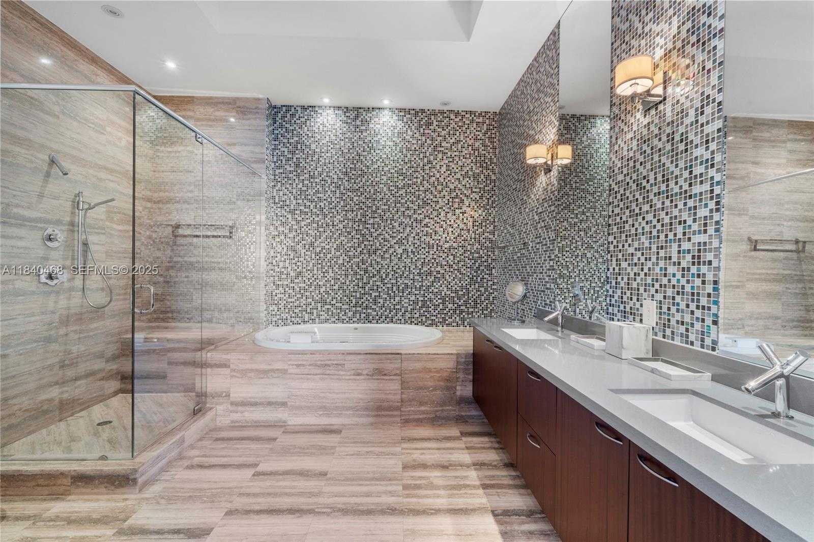 Imagen de Pequeño Objeto