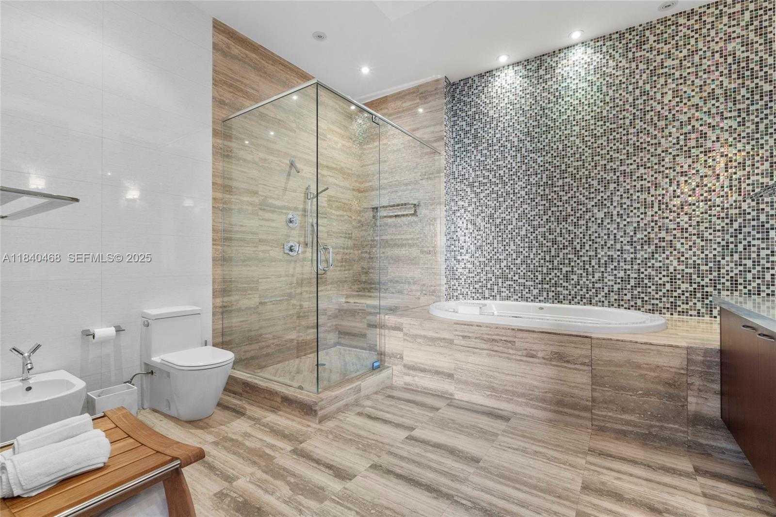 Imagen de Pequeño Objeto