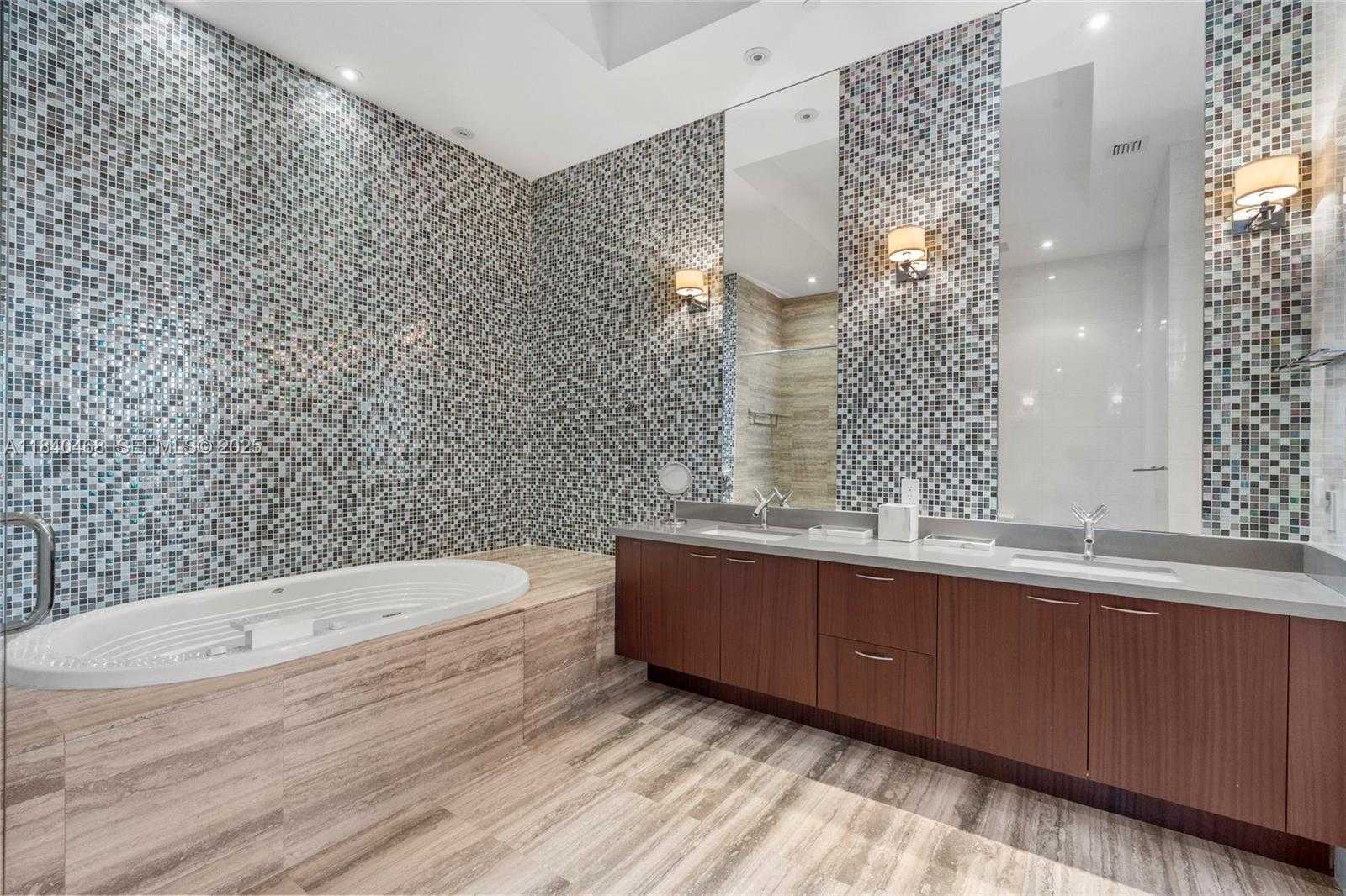 Imagen de Pequeño Objeto