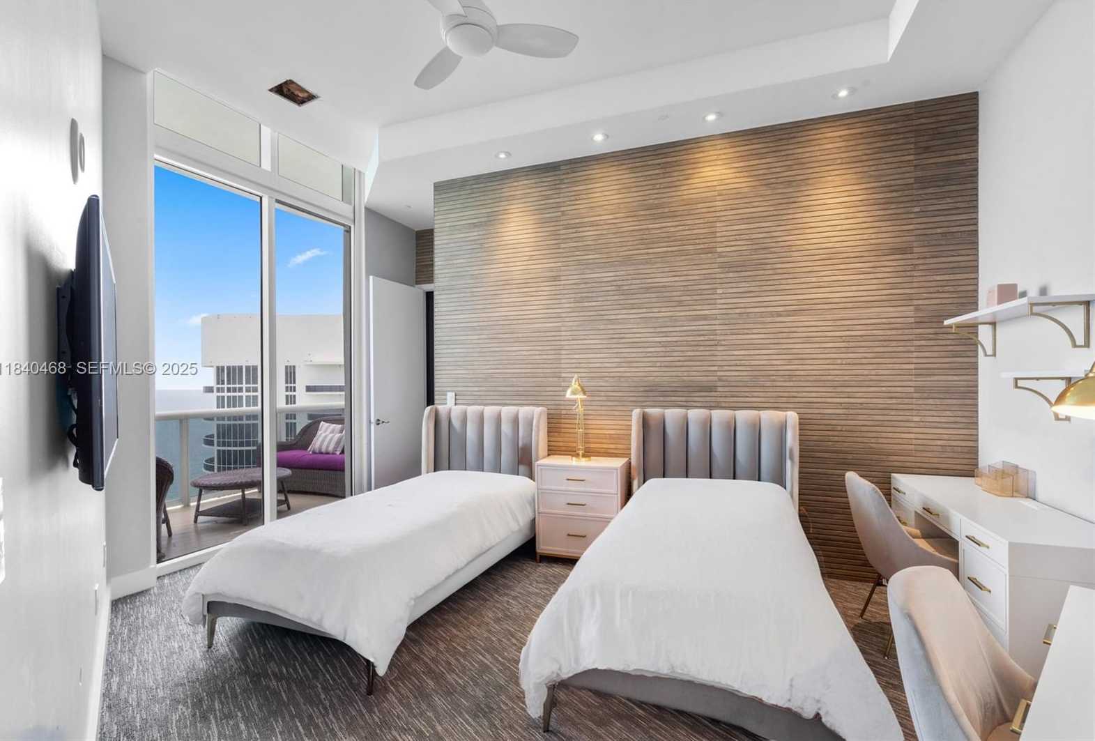 Imagen de Pequeño Objeto