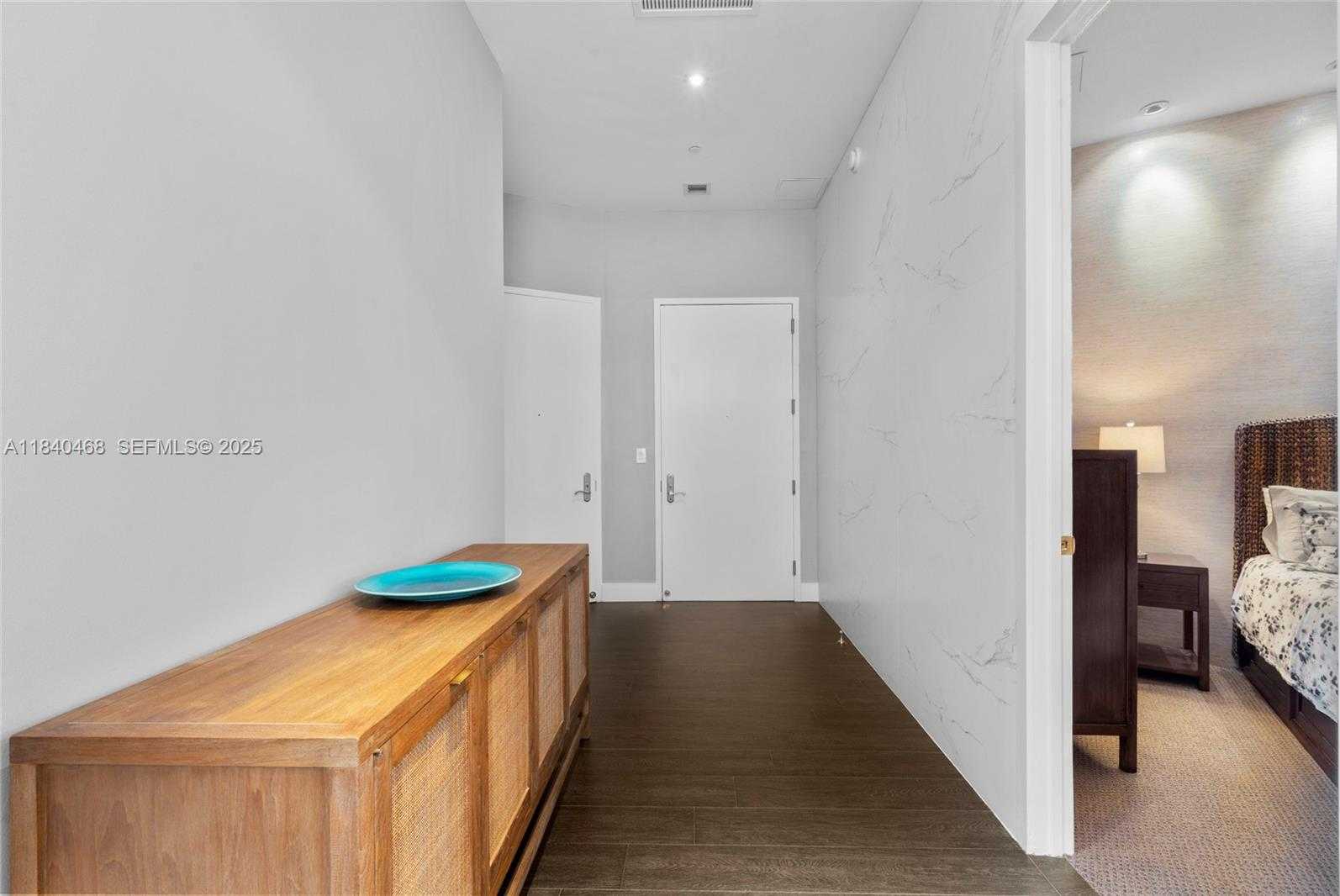 Imagen de Pequeño Objeto