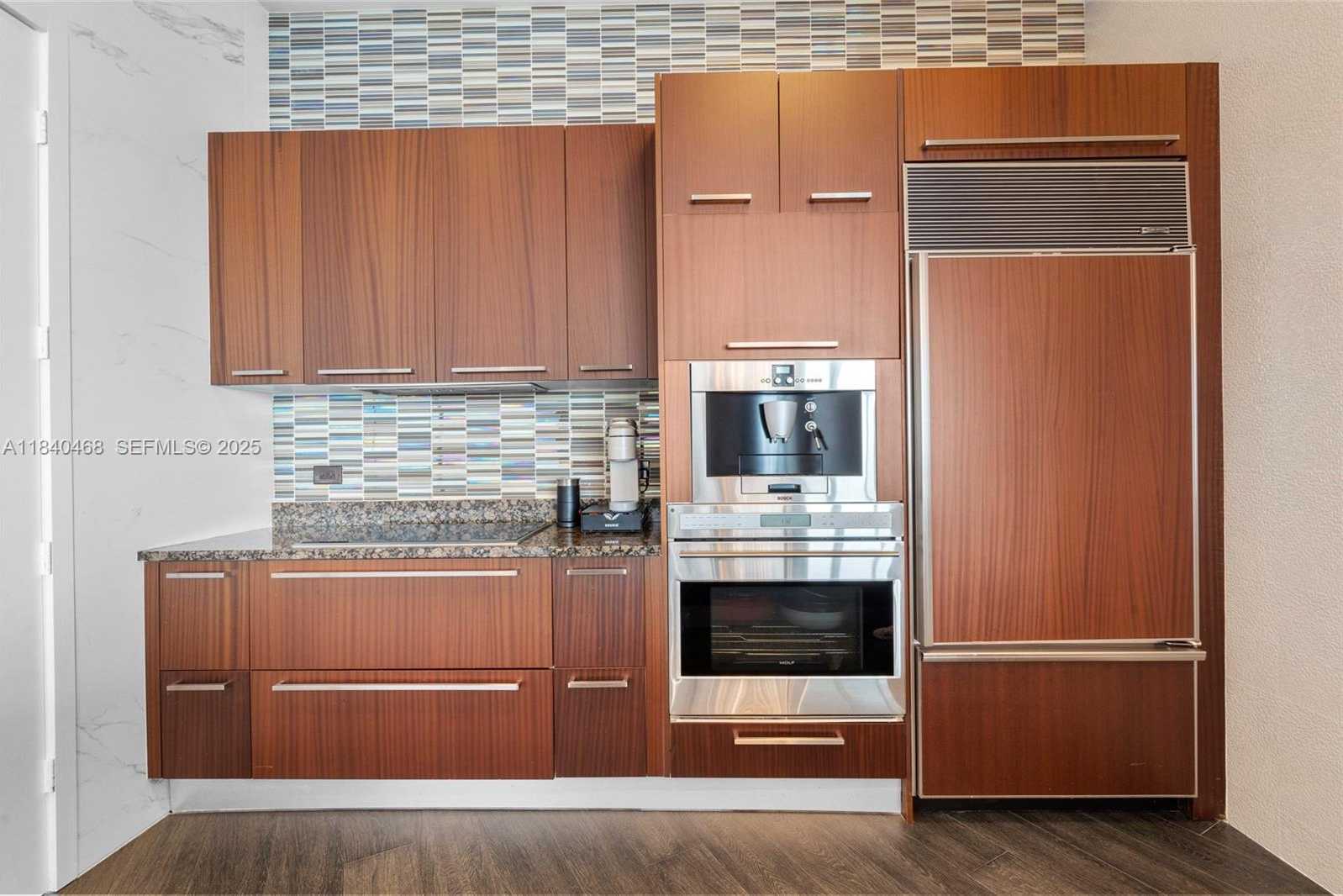 Imagen de Pequeño Objeto