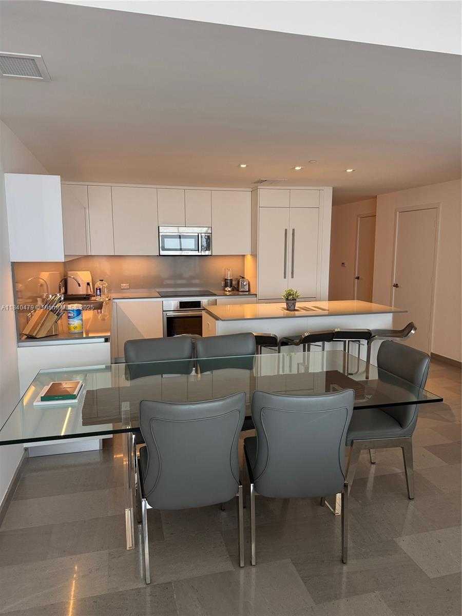 Small Image of 88 SOUTH WEST 7TH ST #3104, Miami Number 3