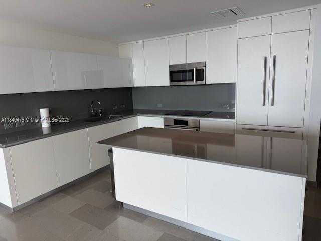Small Image of 88 SOUTH WEST 7TH ST #3104, Miami Number 4