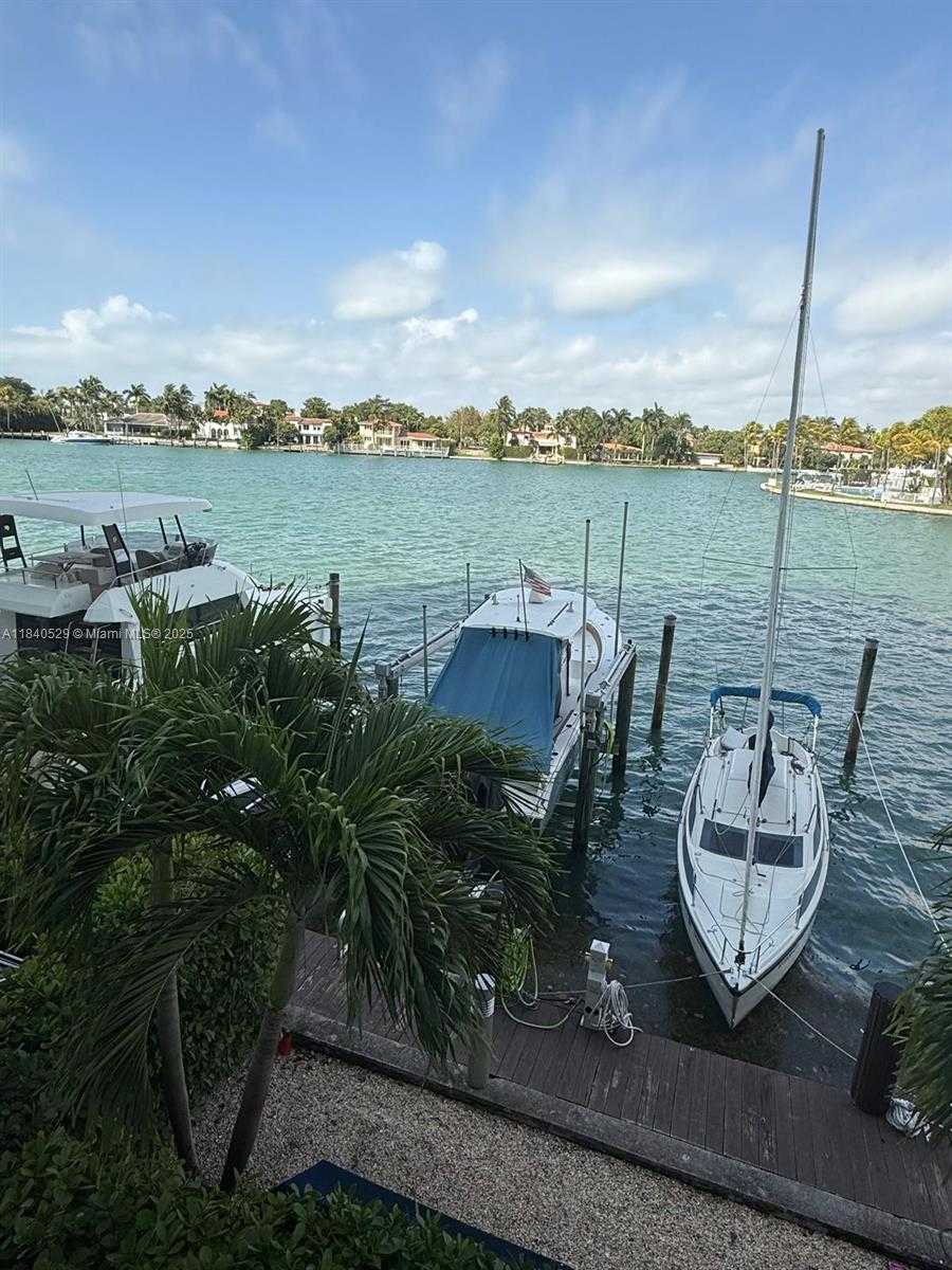 Small Image of 5900 COLLINS AVE #1406, Miami Beach Number 10
