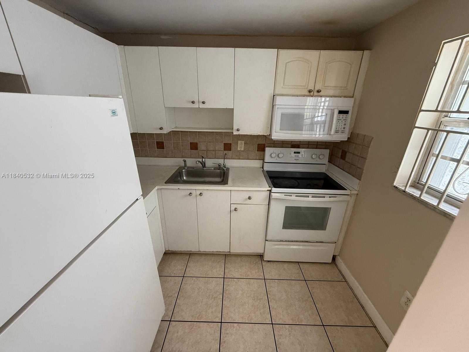 Small Image of 1725 WEST 60TH ST #F229, Hialeah Number 7