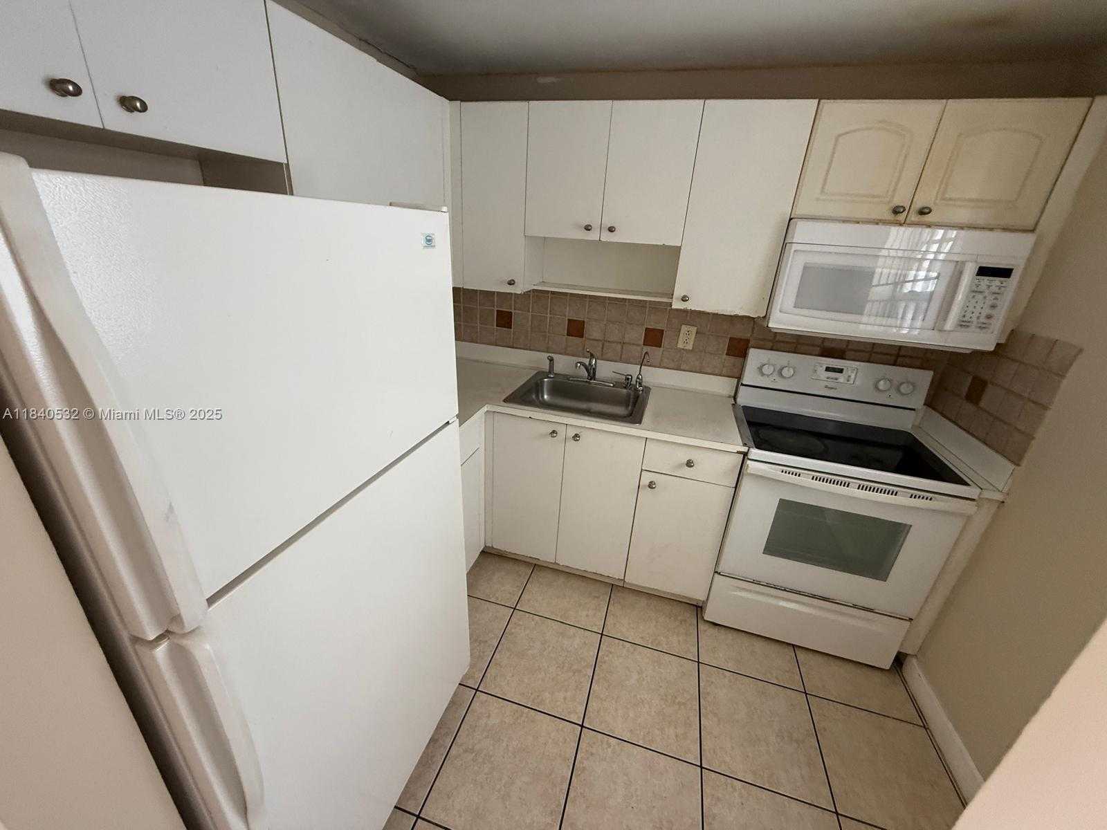 Small Image of 1725 WEST 60TH ST #F229, Hialeah Number 8