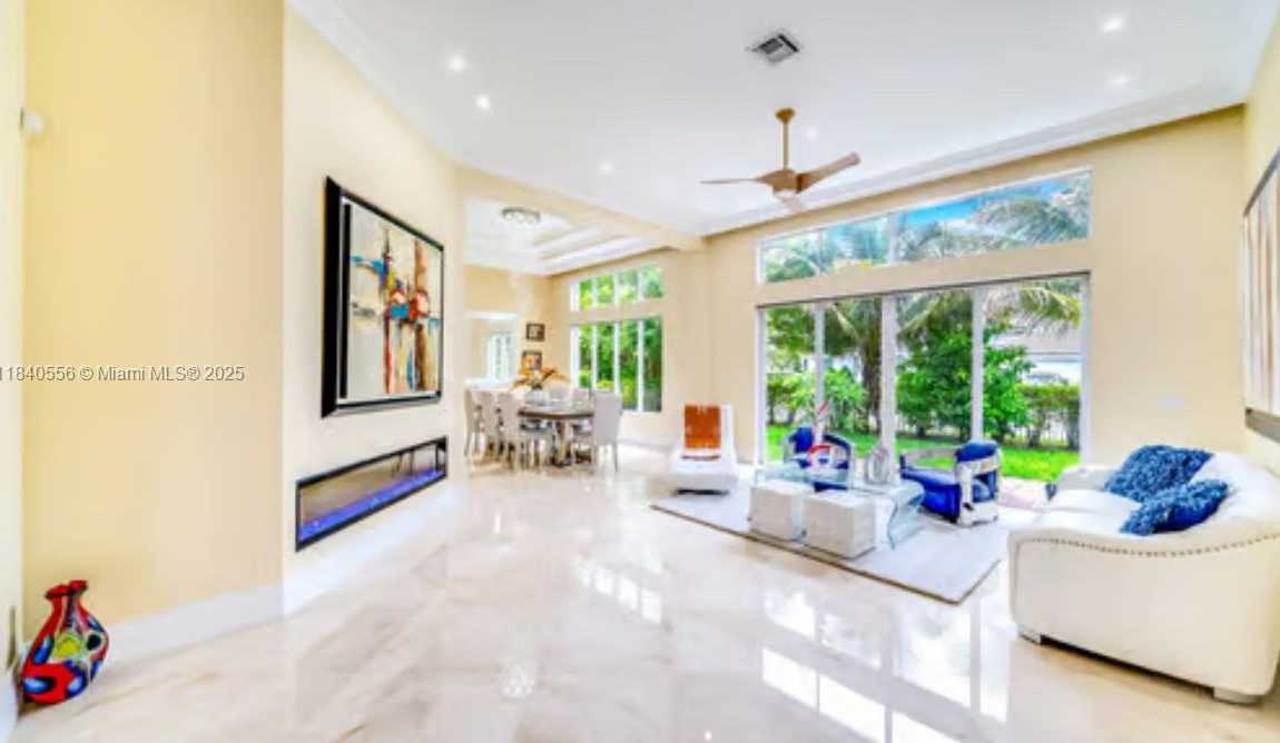 Small Image of 1475 SOUTH WEST 157TH AVE #1, Pembroke Pines Number 4