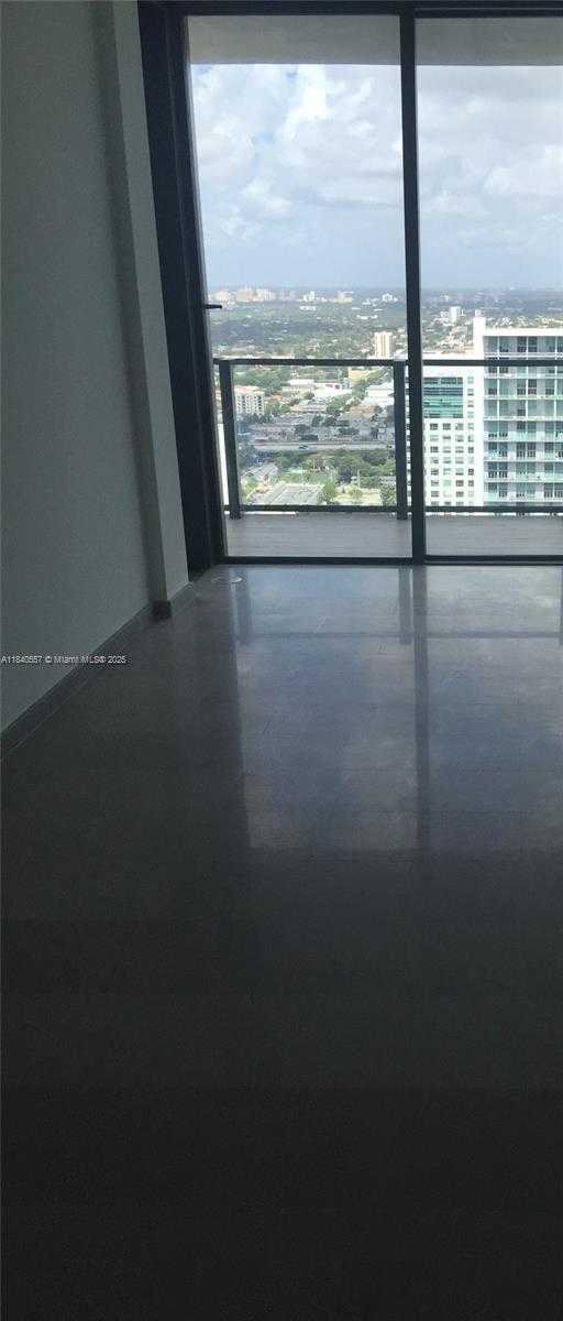 Small Image of 68 SOUTH EAST 6TH ST #3406, Miami Number 2
